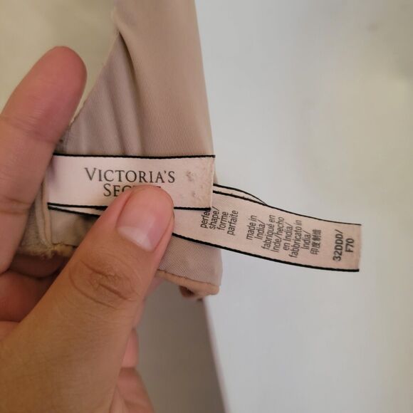 Victorias Secret Bra 32DD Perfect Shape Coverage Padded Underwire - Picture 9 of 10